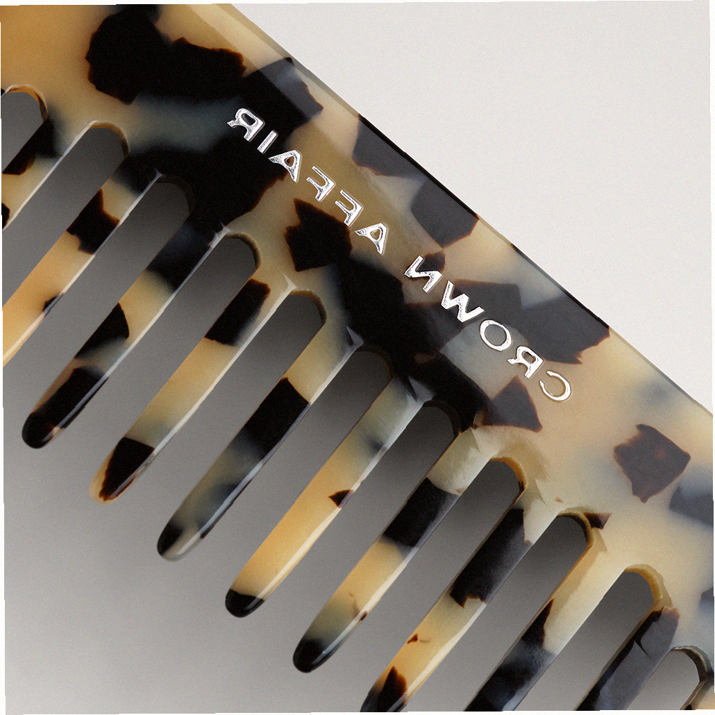 The Comb No. 002